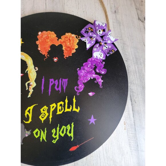 Hocus pocus I put a spell on you Halloween hanging sign decor - Picture 3 of 7